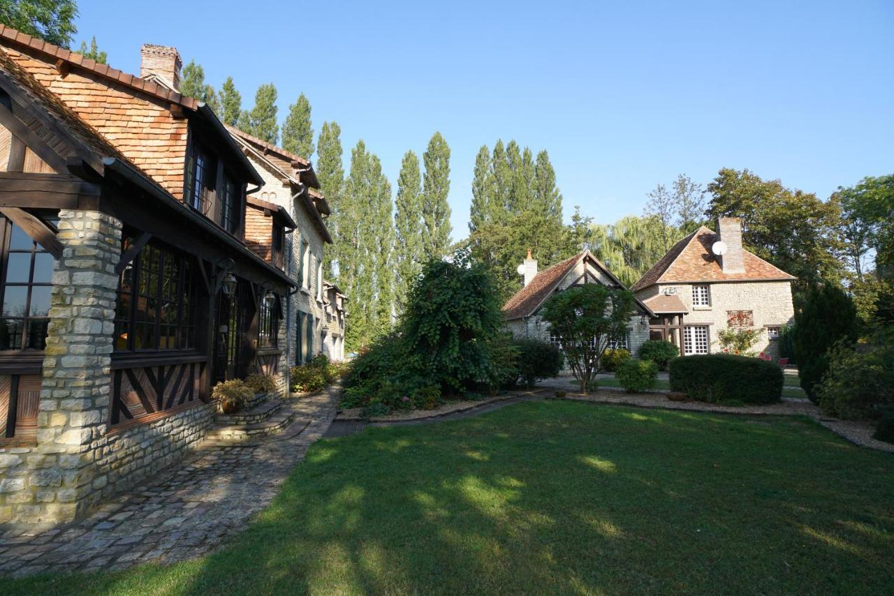 Отель Le Domaine Du Moulin Foulon Эссе Экстерьер фото