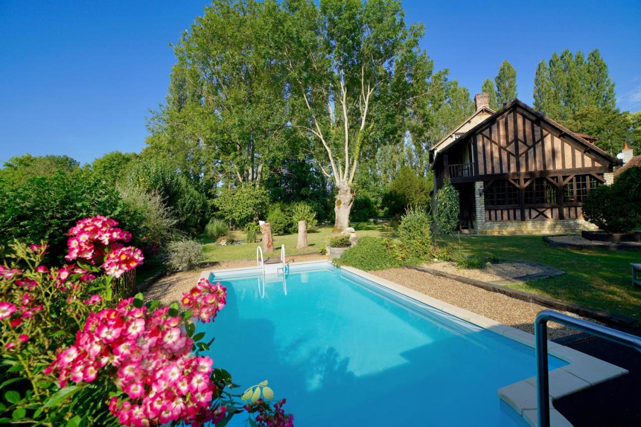 Отель Le Domaine Du Moulin Foulon Эссе Экстерьер фото