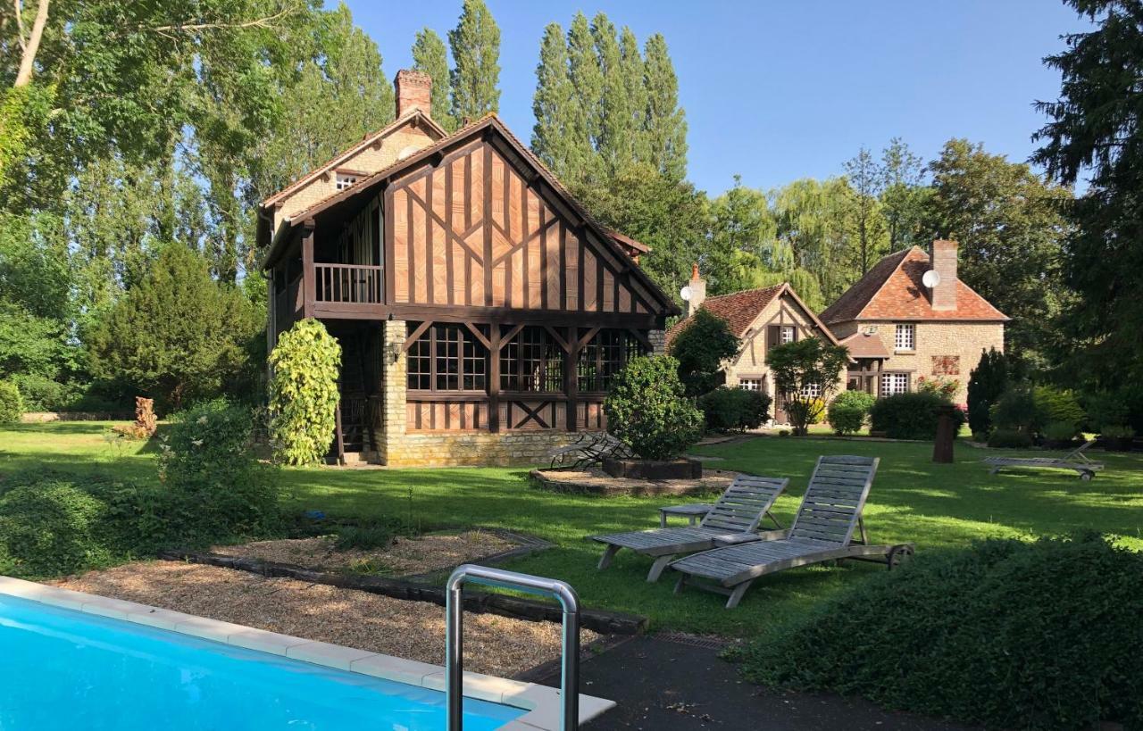 Отель Le Domaine Du Moulin Foulon Эссе Экстерьер фото